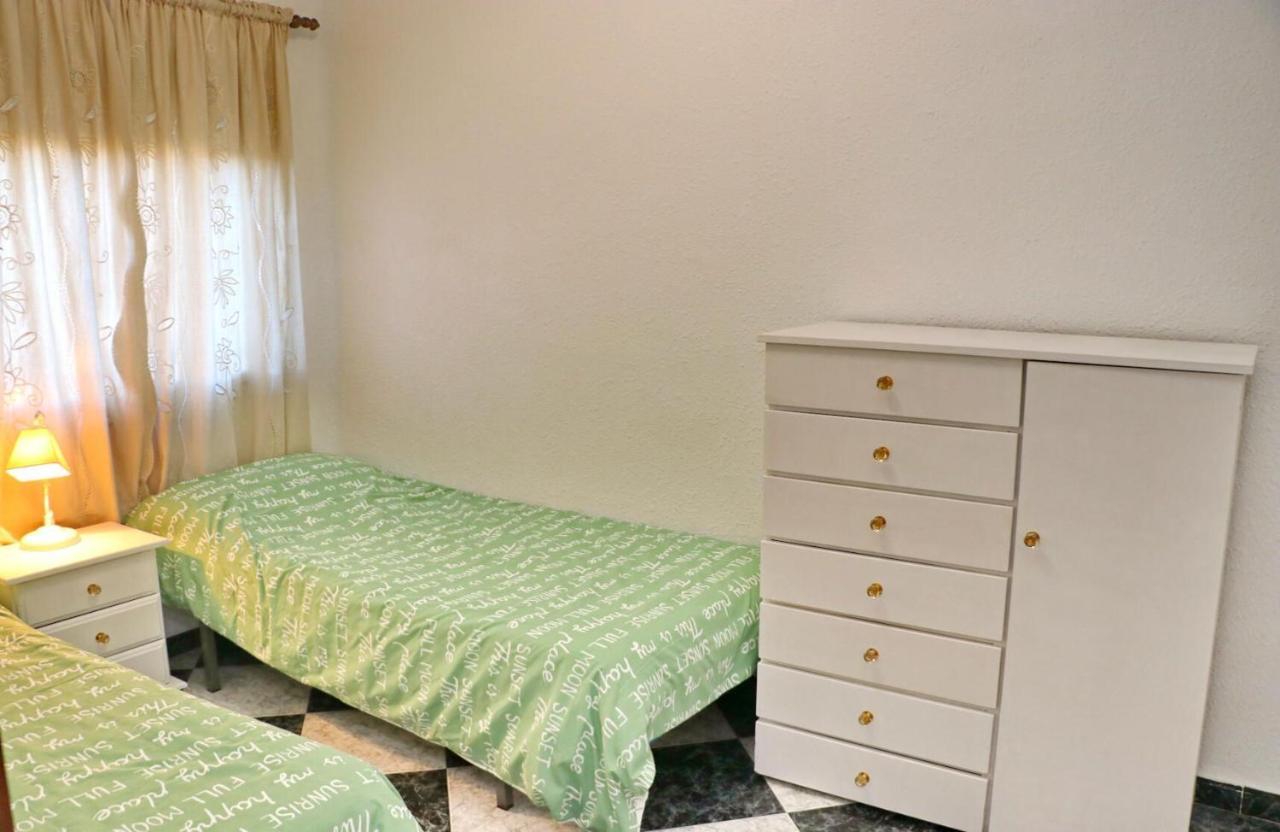 Apartamento Plaza La Fuente Cadiz Dış mekan fotoğraf