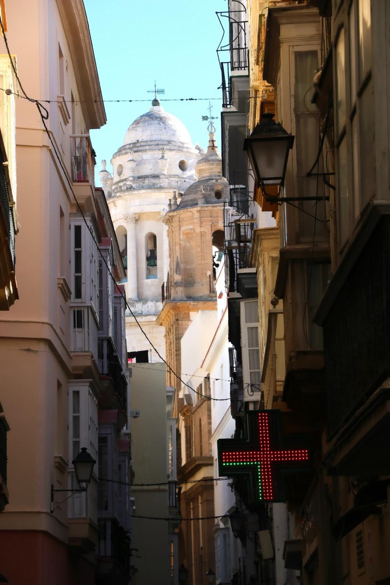 Apartamento Plaza La Fuente Cadiz Dış mekan fotoğraf